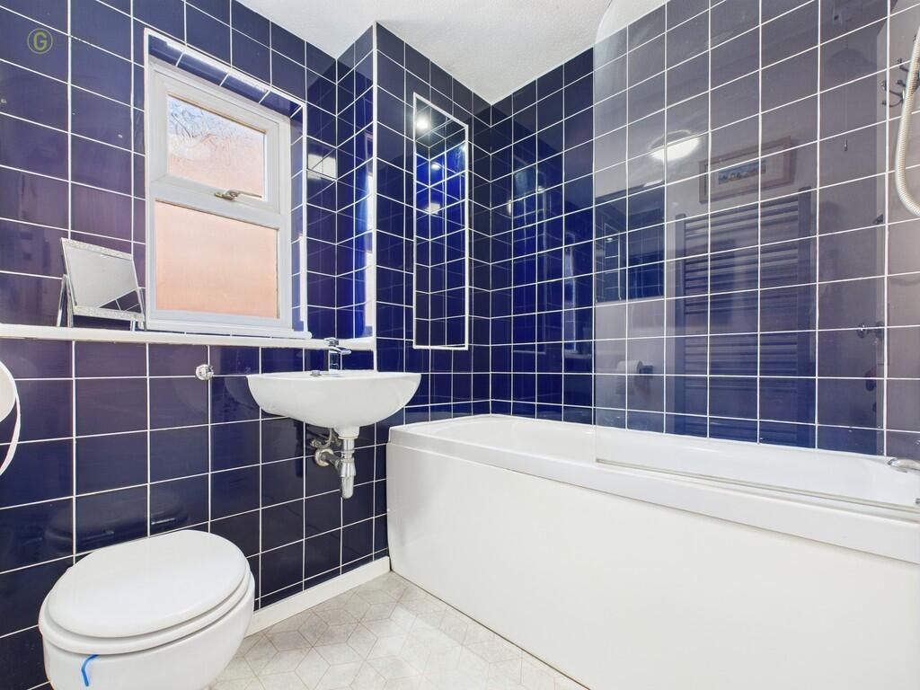 CAM04914G0-PR0174...