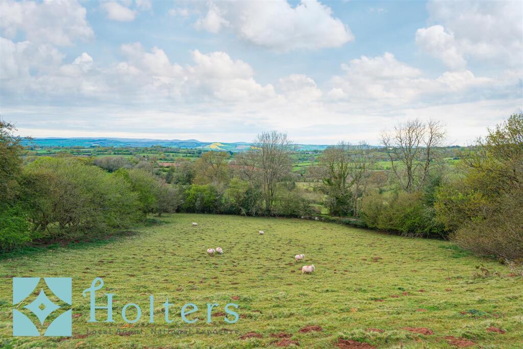 Tuffley House, Clee St.Margret-40.jpg