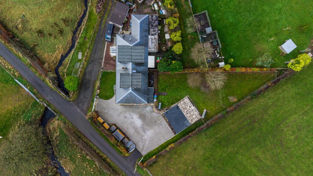 Burnhouse Cottages-1.jpg
