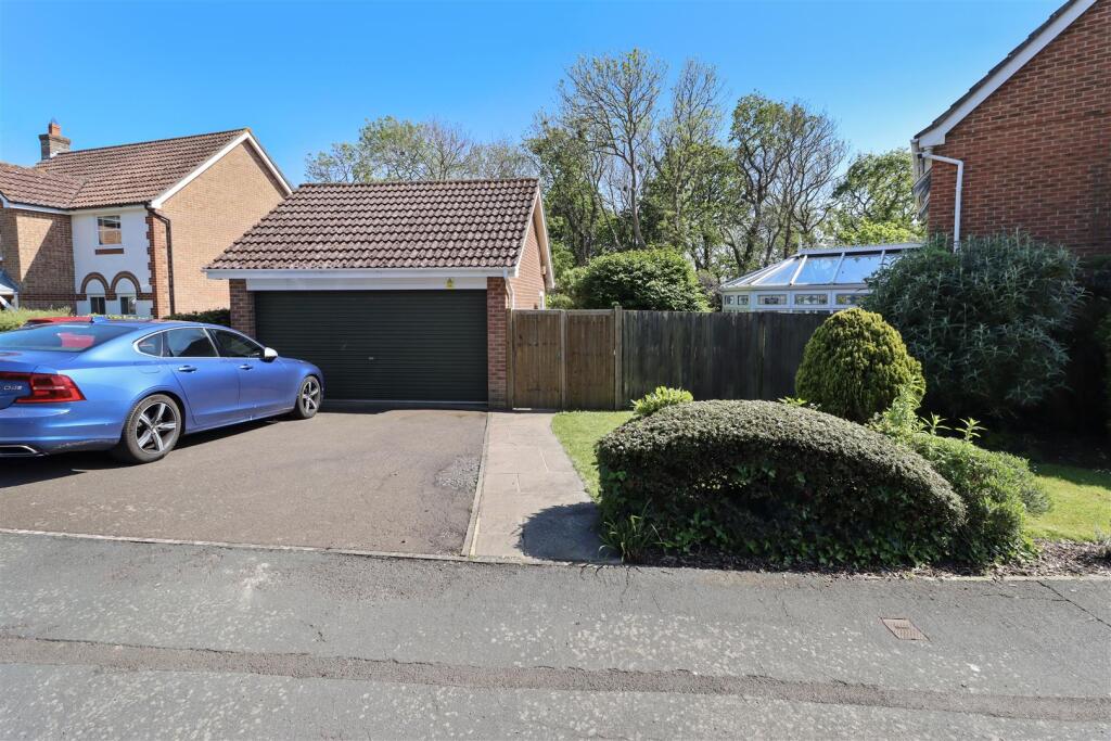 Driveway &amp; Garage