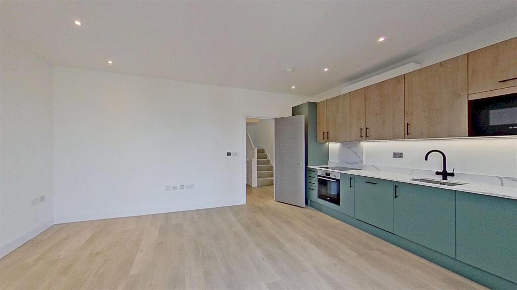 Tff-178-Mitcham-Road-Tooting-SW17-08092025_123020.