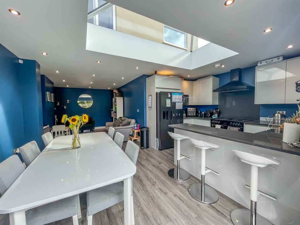 Open Plan Living Kitchen Area