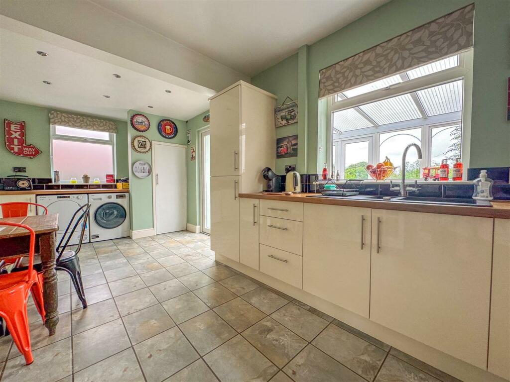 Nuneaton Road - Image-13.jpg