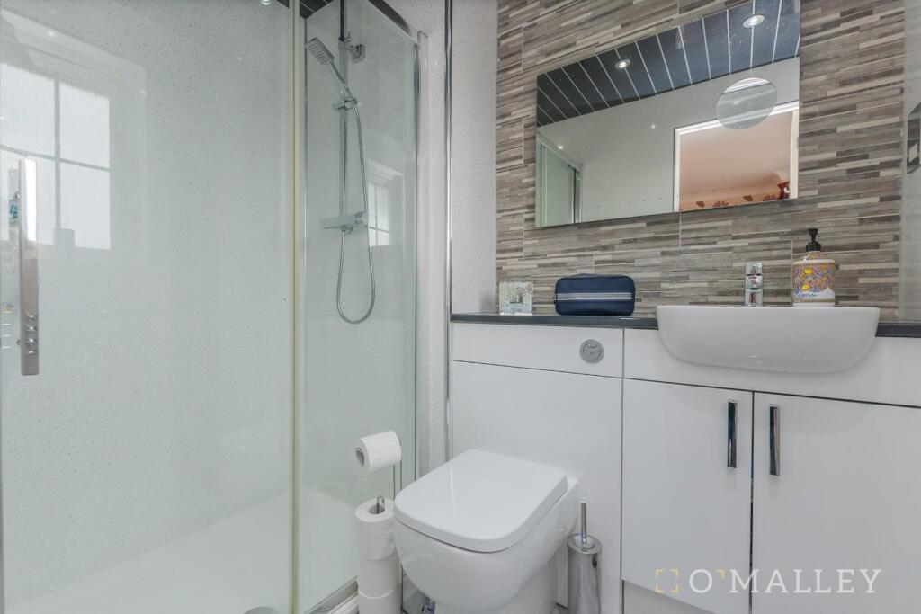 Bedroom 1 En-Suite