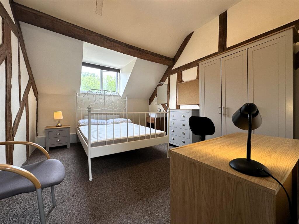 Bedroom 4 I.jpg