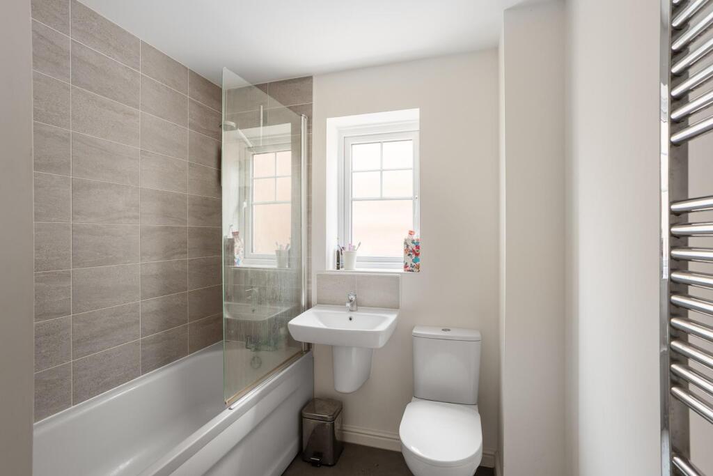 89 Harebell Rd-15.jpg