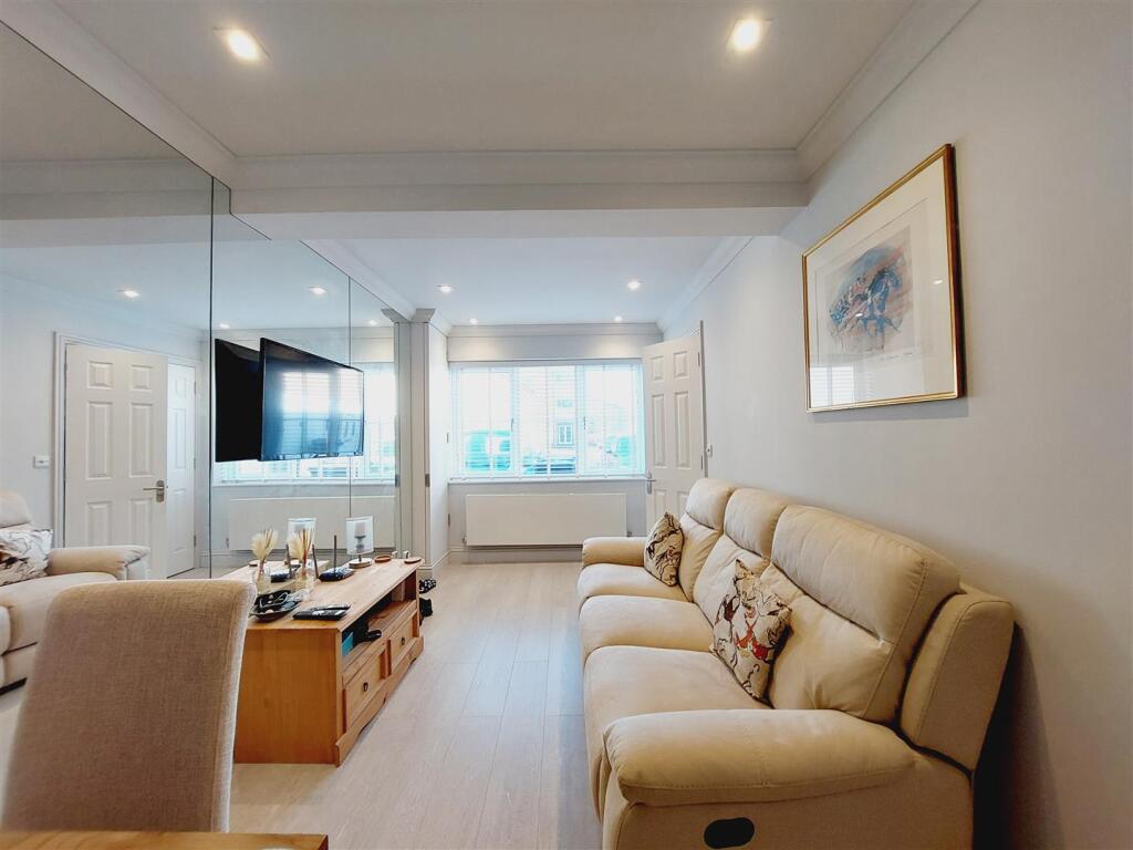 Lounge Area