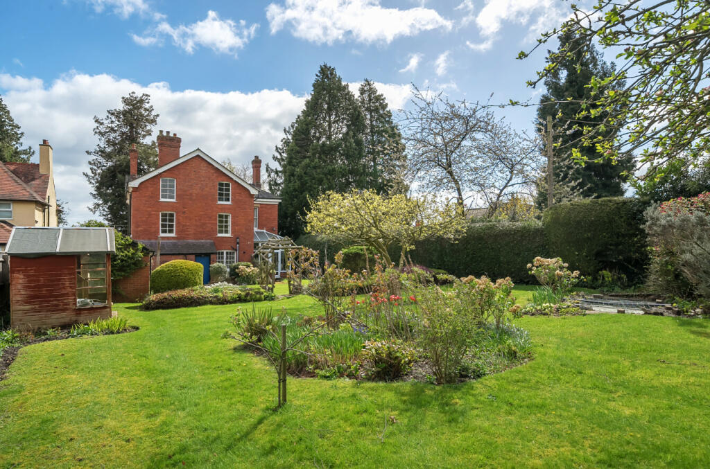 661e67f532121-l-1111594 (21)