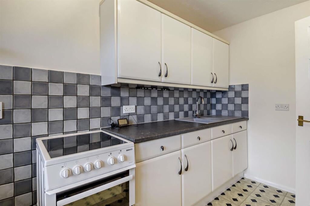 8671579-interior05-800.jpg