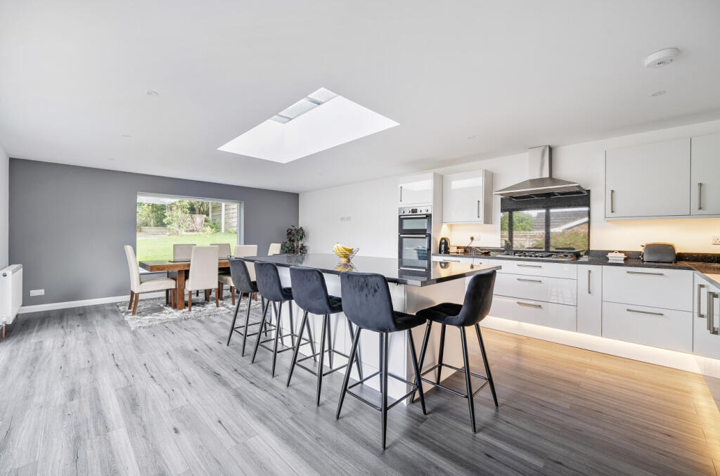 1344875-13-68ade7...