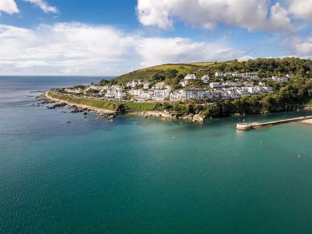 Parry 5 Rock Towers Looe-24.jpg