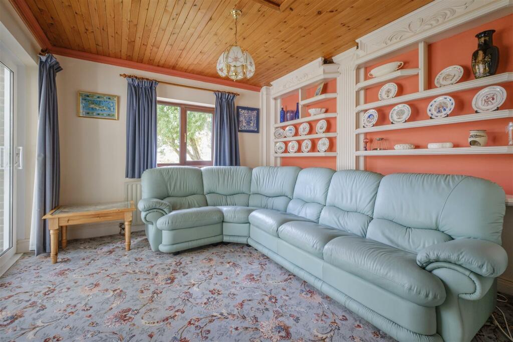 Parry_September House Looe-16.jpg