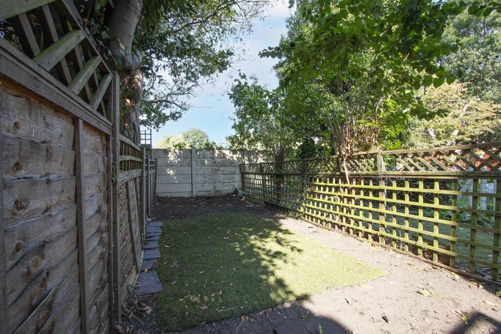 28a Clarendon Road SW19 external 2b.jpg