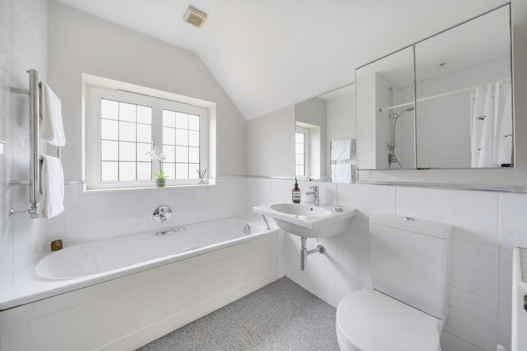 1365259-22-68e93d...