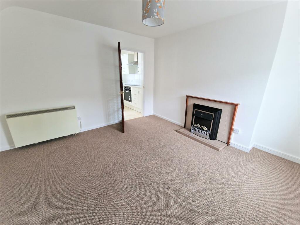 Alterantive Living Room.jpg