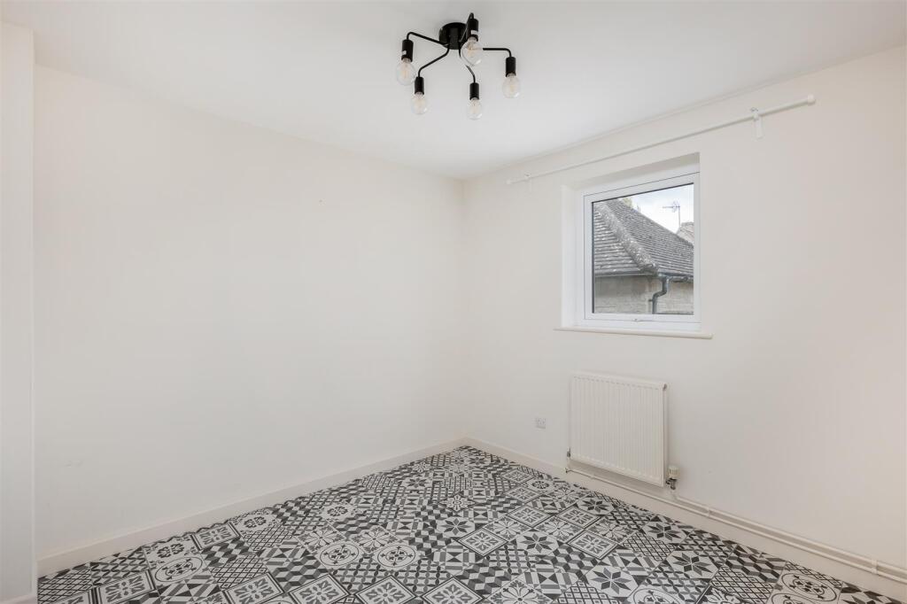 14 Rawlinson Close-1953-6.jpg