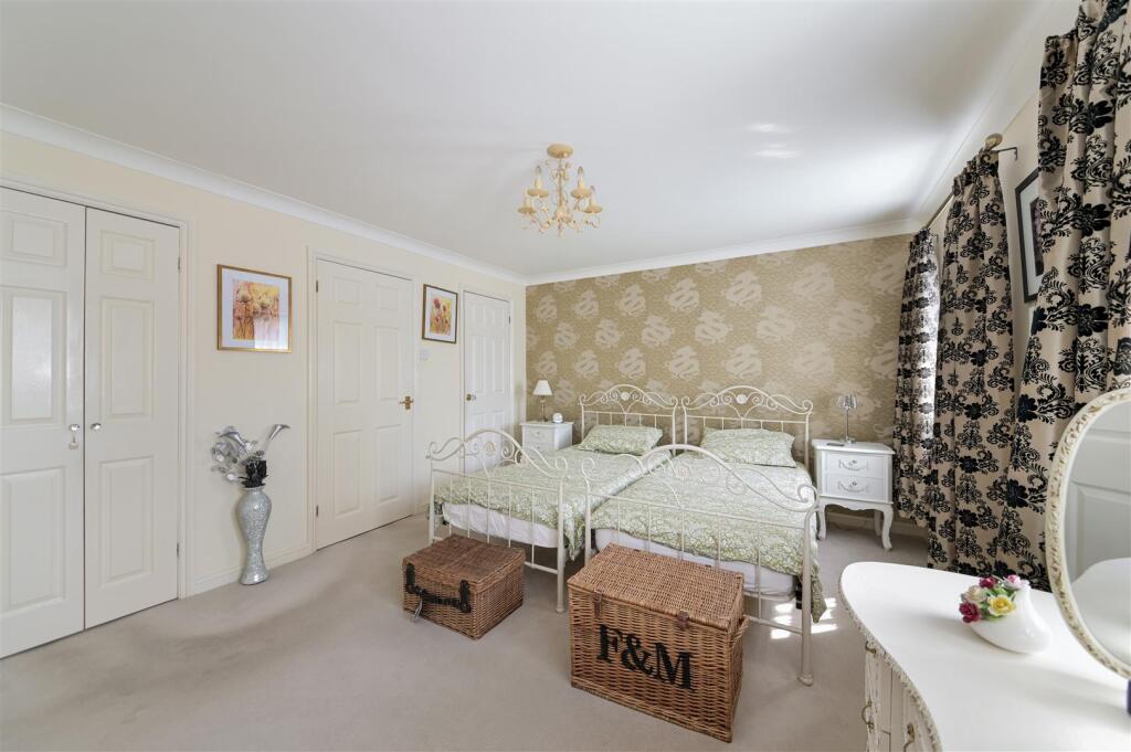 WINKWORTH ROAD,82-100.jpg