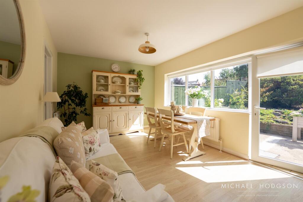 Queen Alexandra Road-20.jpg