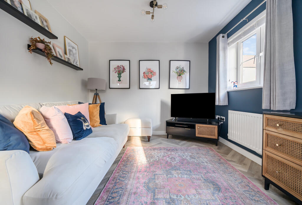 1364820-16-68fb4b...