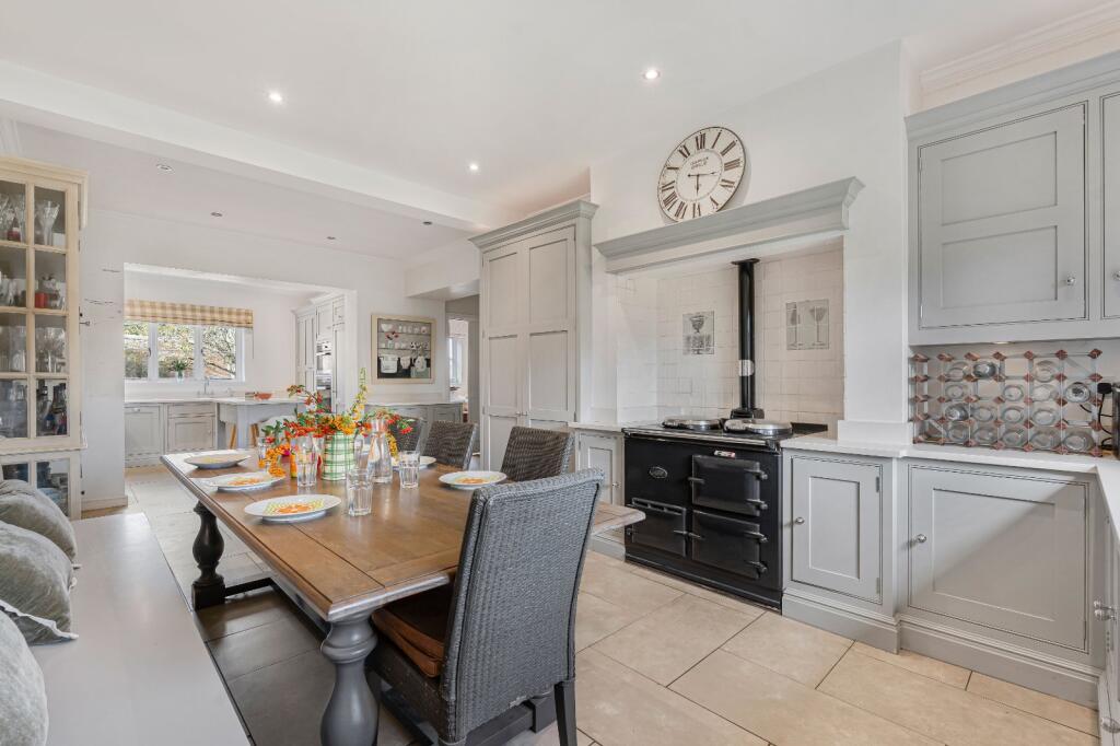Kitchen/Breakfast