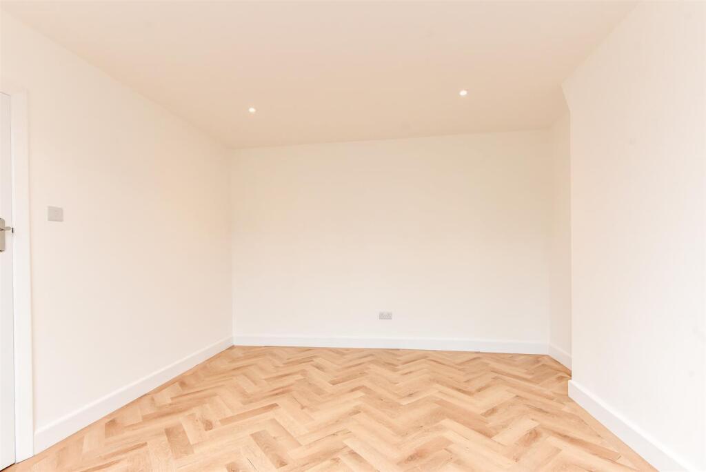 For Sale by Aspire Residential | King Edward Avenu