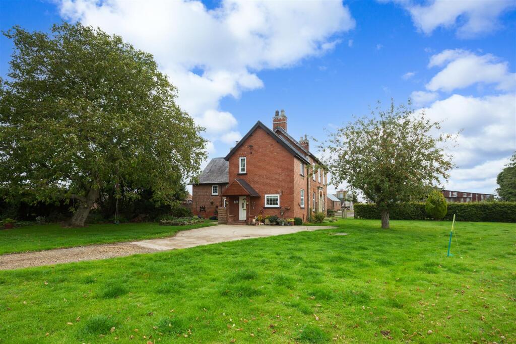 Rectory Farm-02 blue.jpg