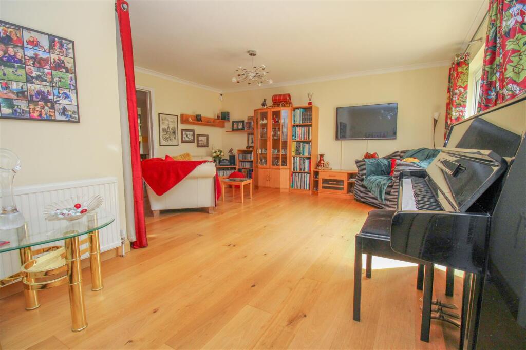 Lowfield, Sawbridgeworth