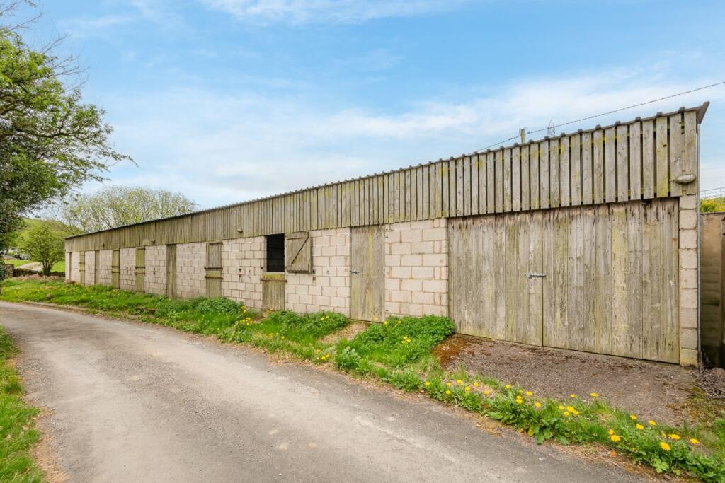 Stables/ outbuildings 
