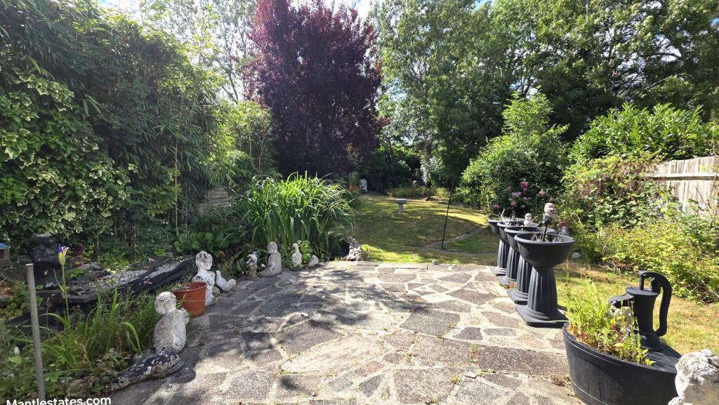PATIO AREA