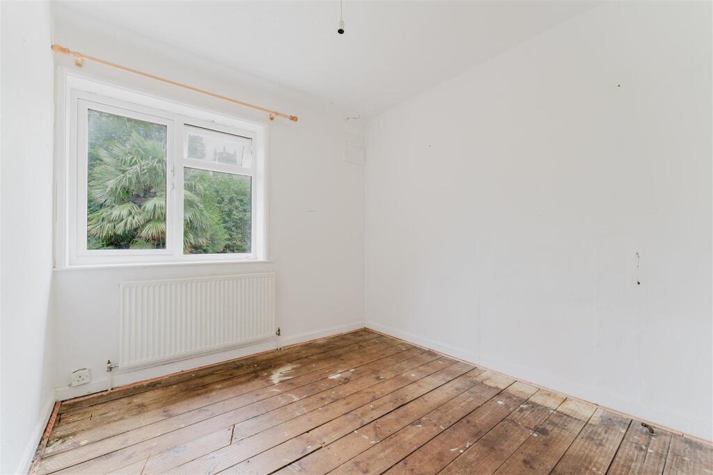 146 Westcott Bed 2.jpg