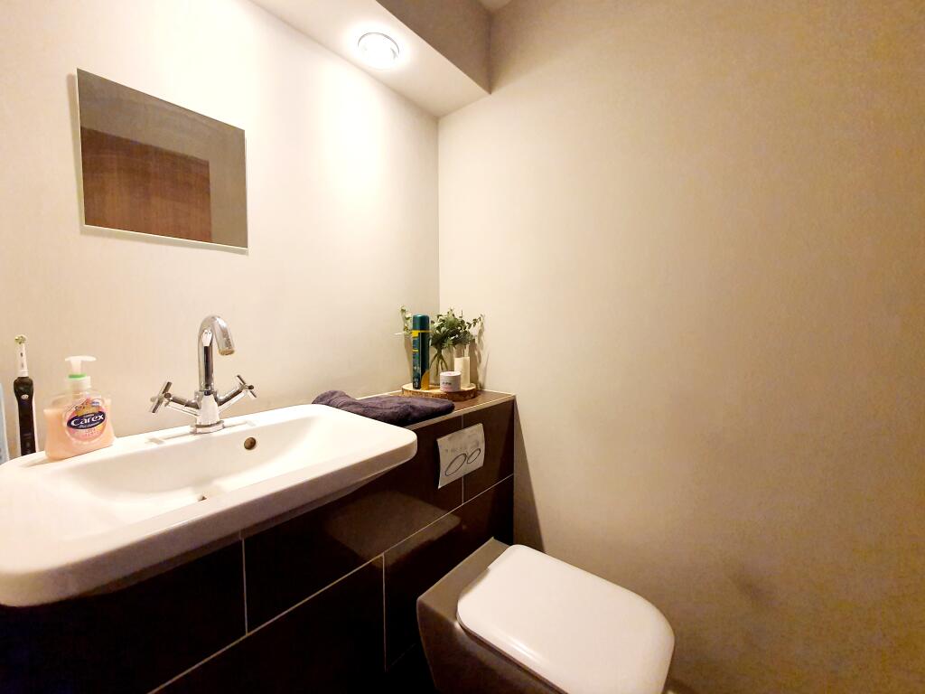Family Toilet
