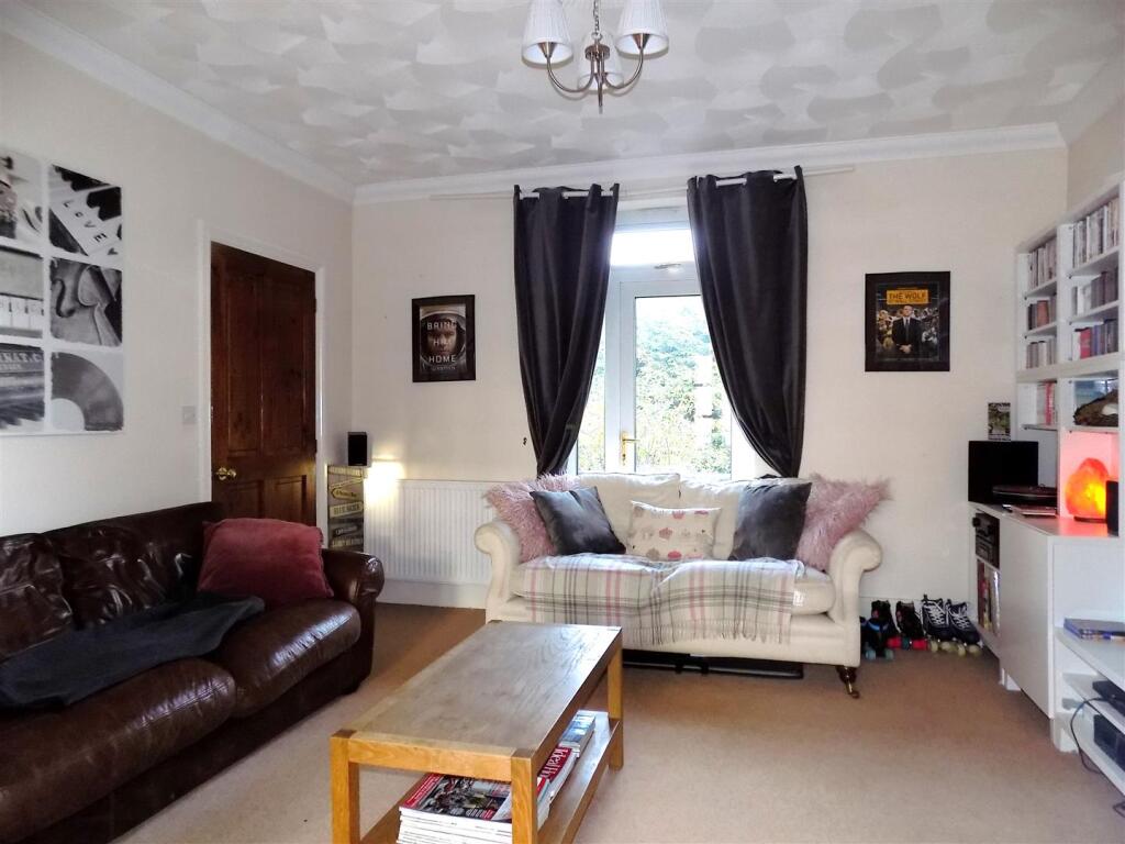 Snug / 2nd Reception