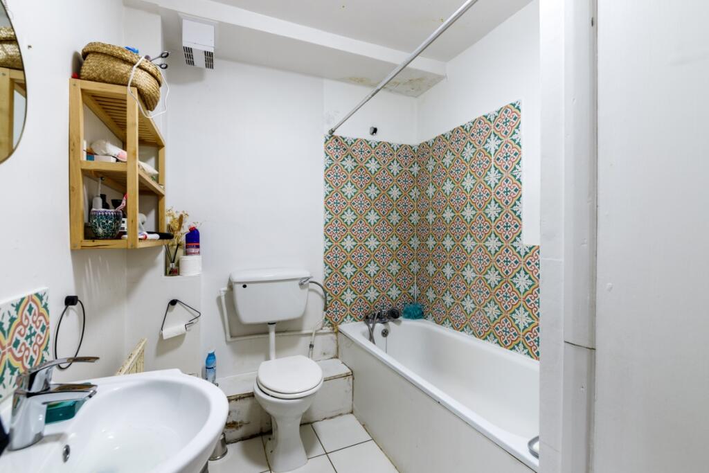 Mildmay Road 134a...