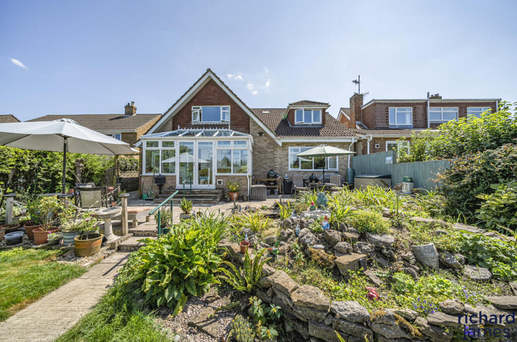 b74aefd4-d23f-4d1...