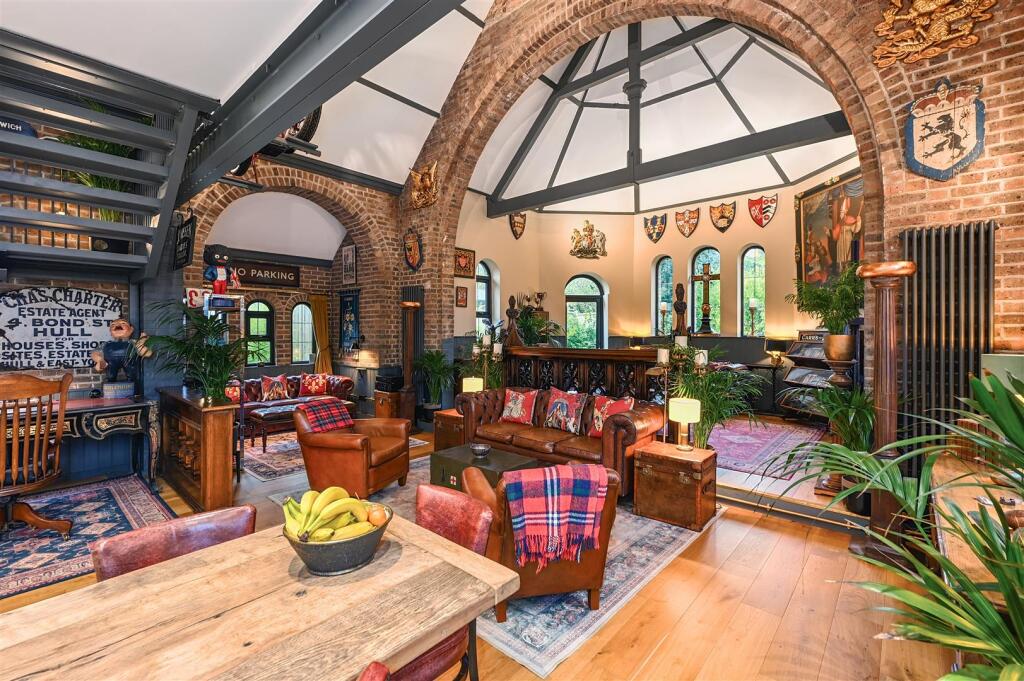 Birkdale hall tn39 (10).jpg