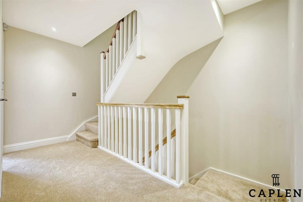 img_4856_16 copy 2.jpg