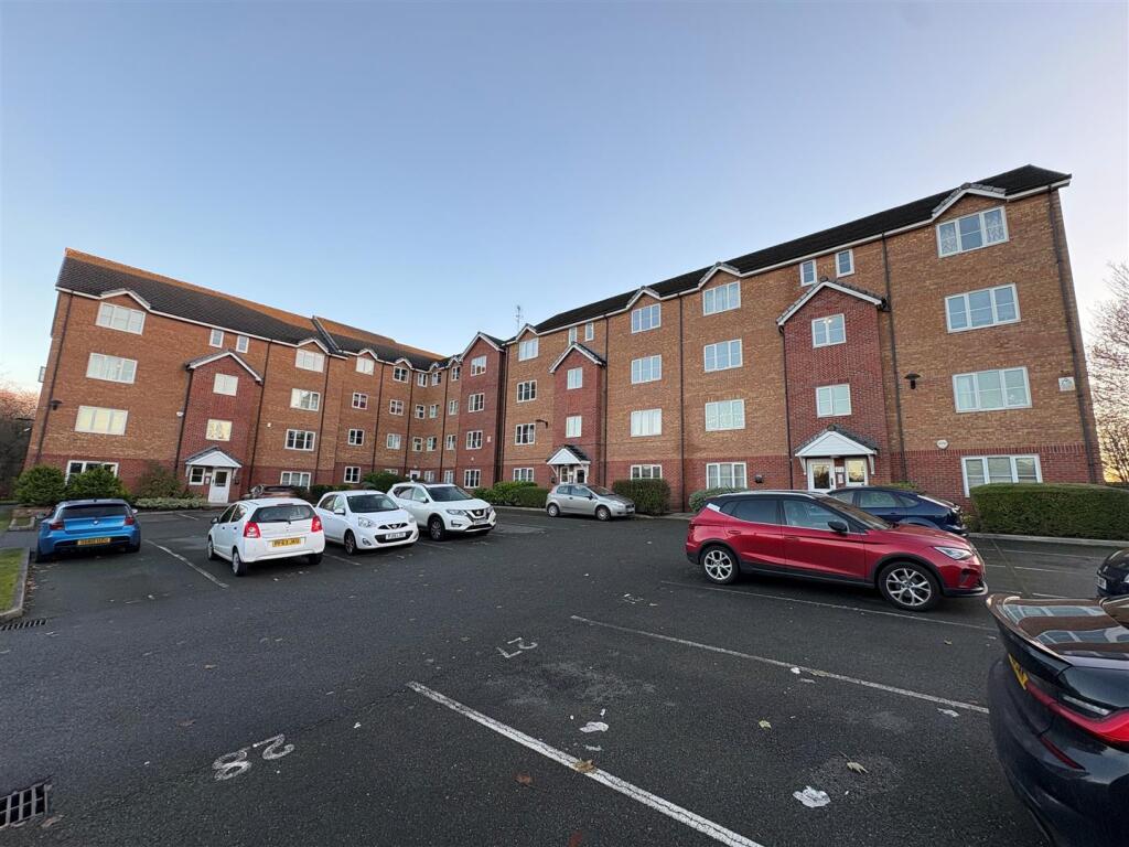 Lantern Court, 106 Hall Lane, Manchester