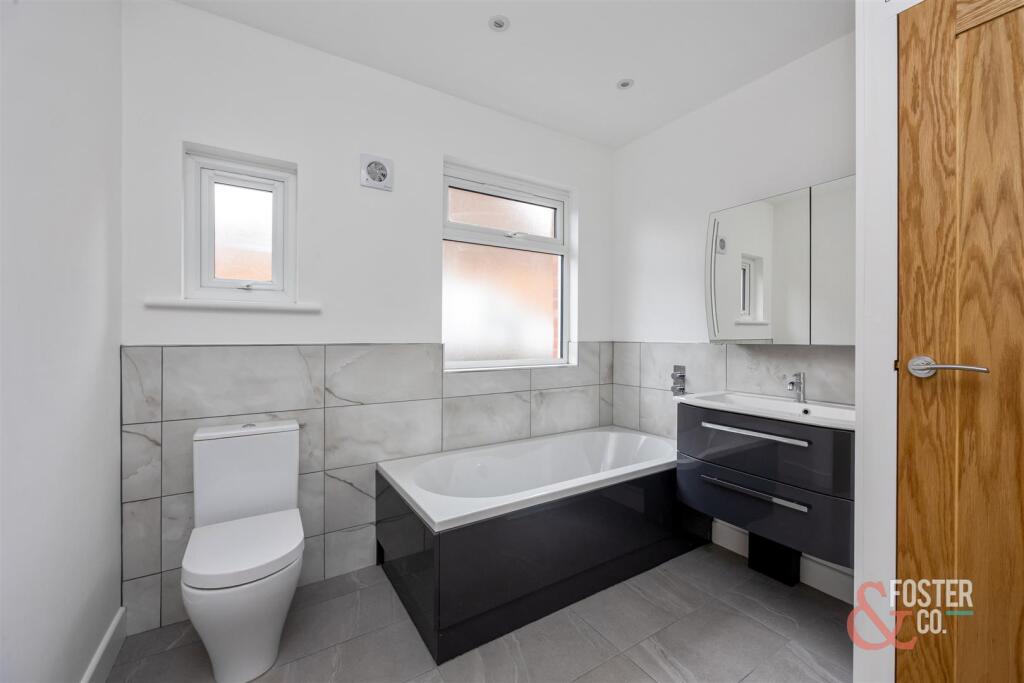 Ashfold Avenue, 5_009.jpg