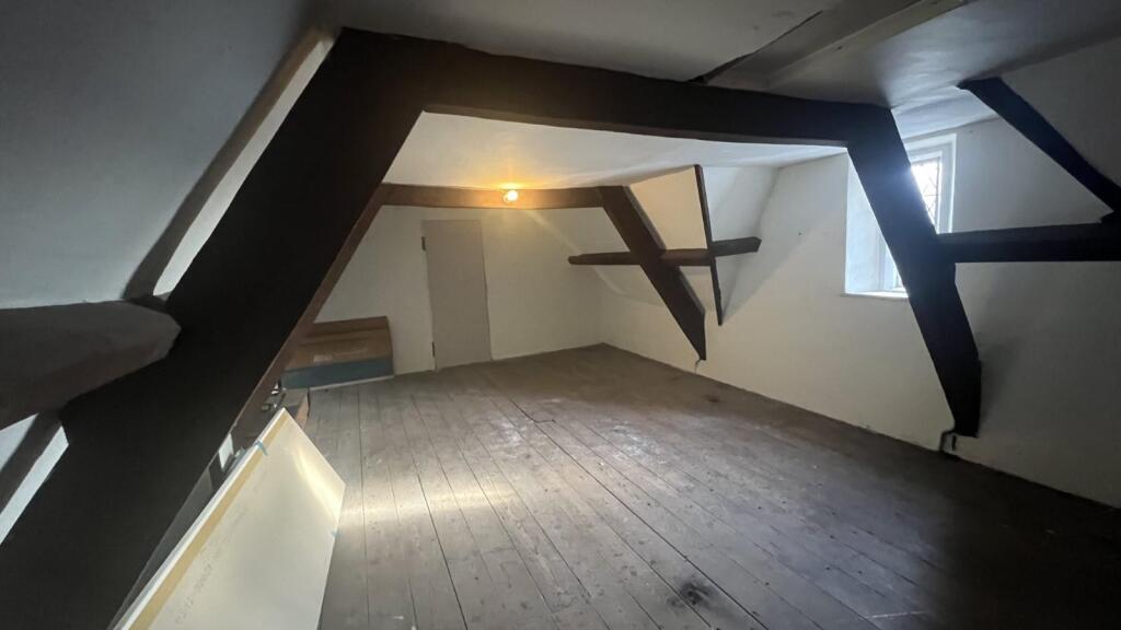 loft space 3.jpg
