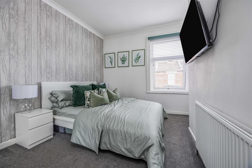 135 Drayton Road, Portsmouth-Small-PorticoMarketin