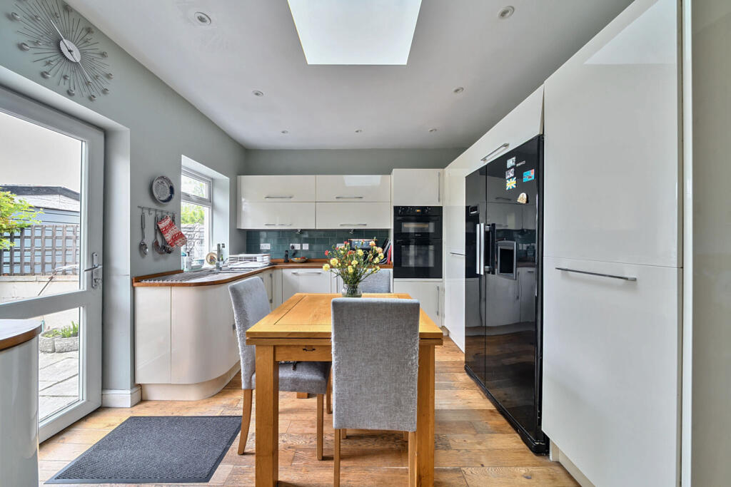 3-6819da5139220-1...