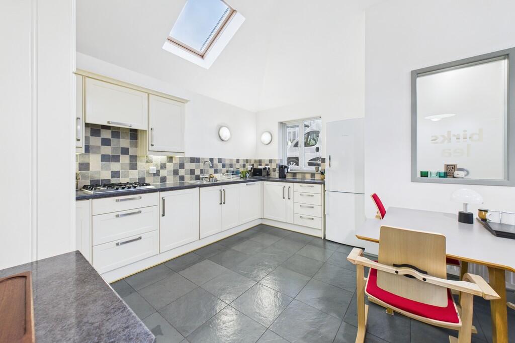 Kichen Dining Roo...