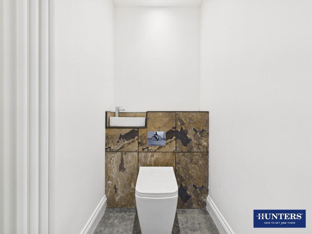 WC/Cloakroom