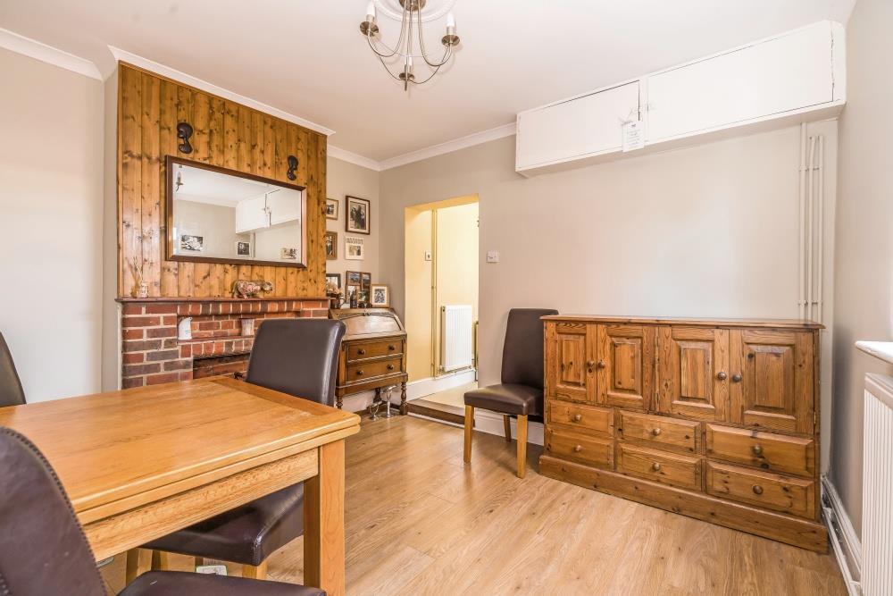 Dining room.jpg