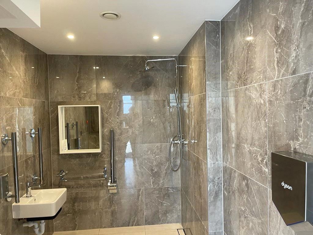 Pav Shower Rooms
