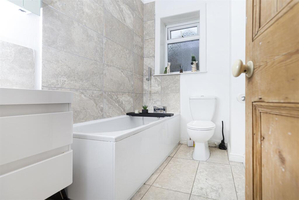 Bramleys Estate Agents - New Lane - Siddal - Halif