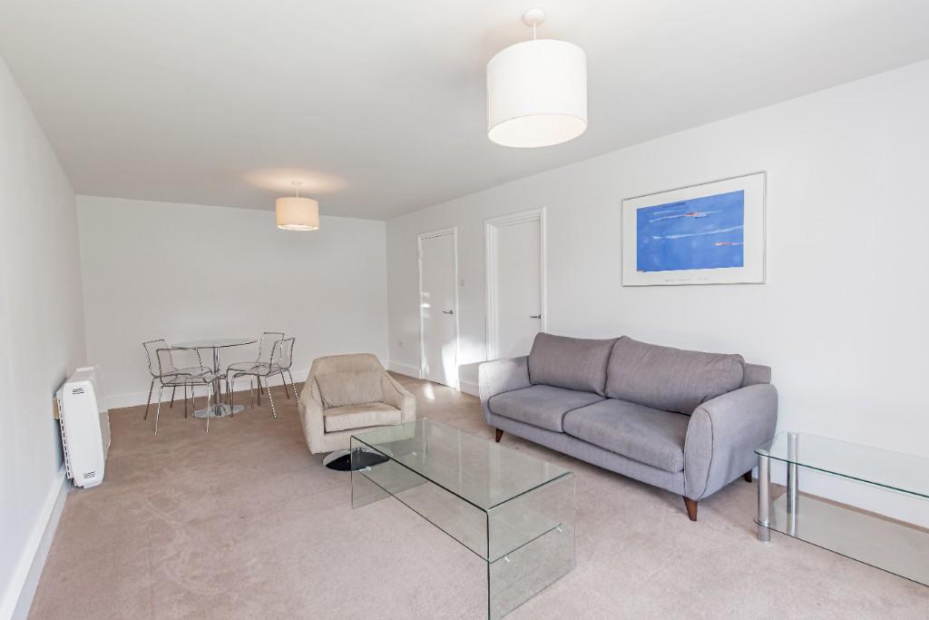 Living/dining area