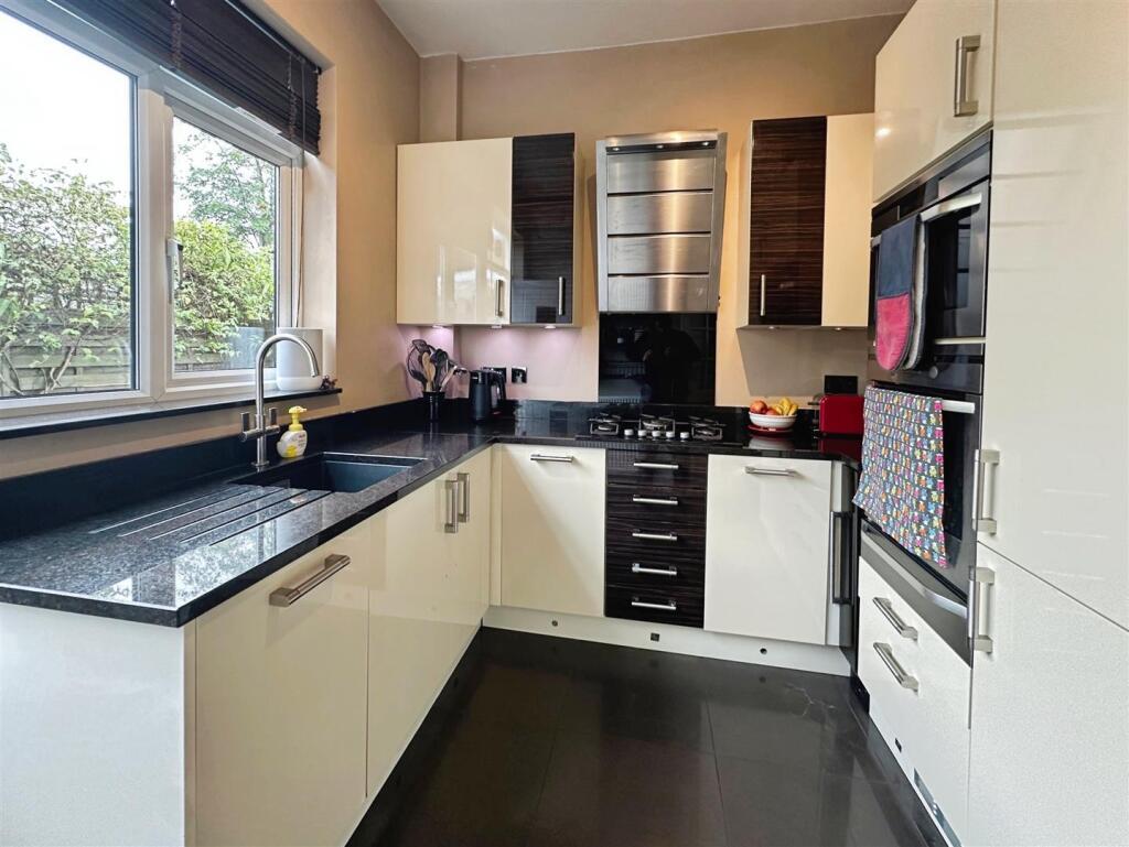 6662c906--4BCD-9F22-2AE73D836937-58724-0000145DA74