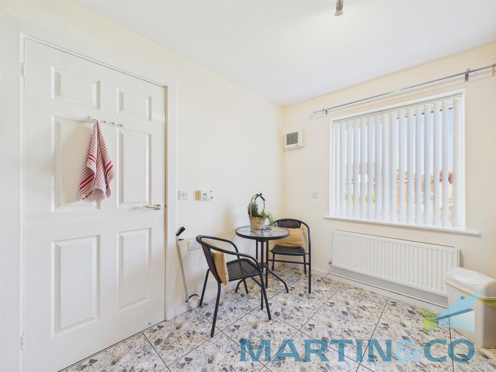 CAM01870G0-PR0165...