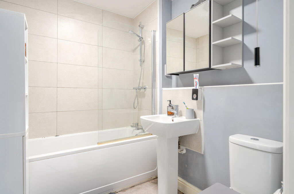 1357076-11-68cd23...